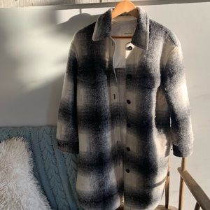 Size small shacket from aritzia